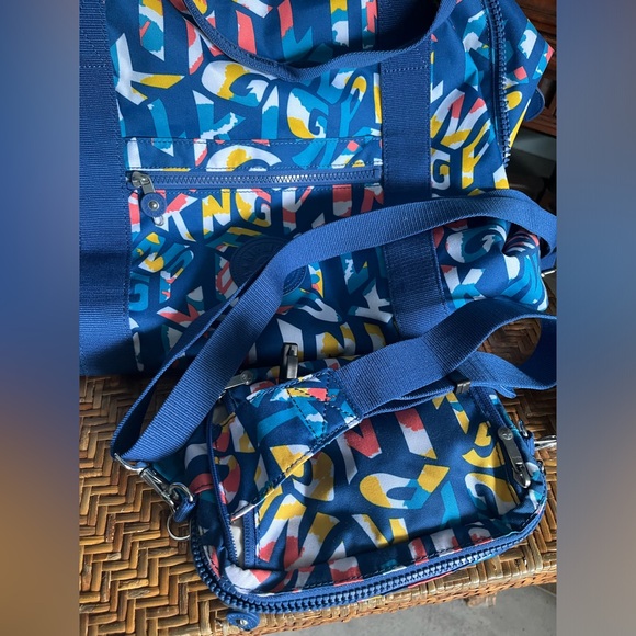 Set - Kipling Logo Medium Art Tote and Abanu Multi Convertible Crossbody Bag - Picture 11 of 11